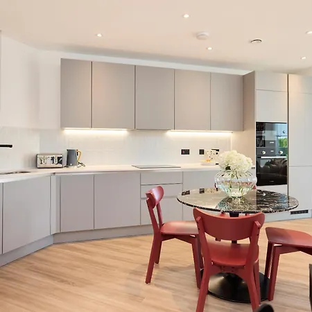 The Tottenham Wonder - Pleasing 2Bdr Flat With Balcony London Exterior photo