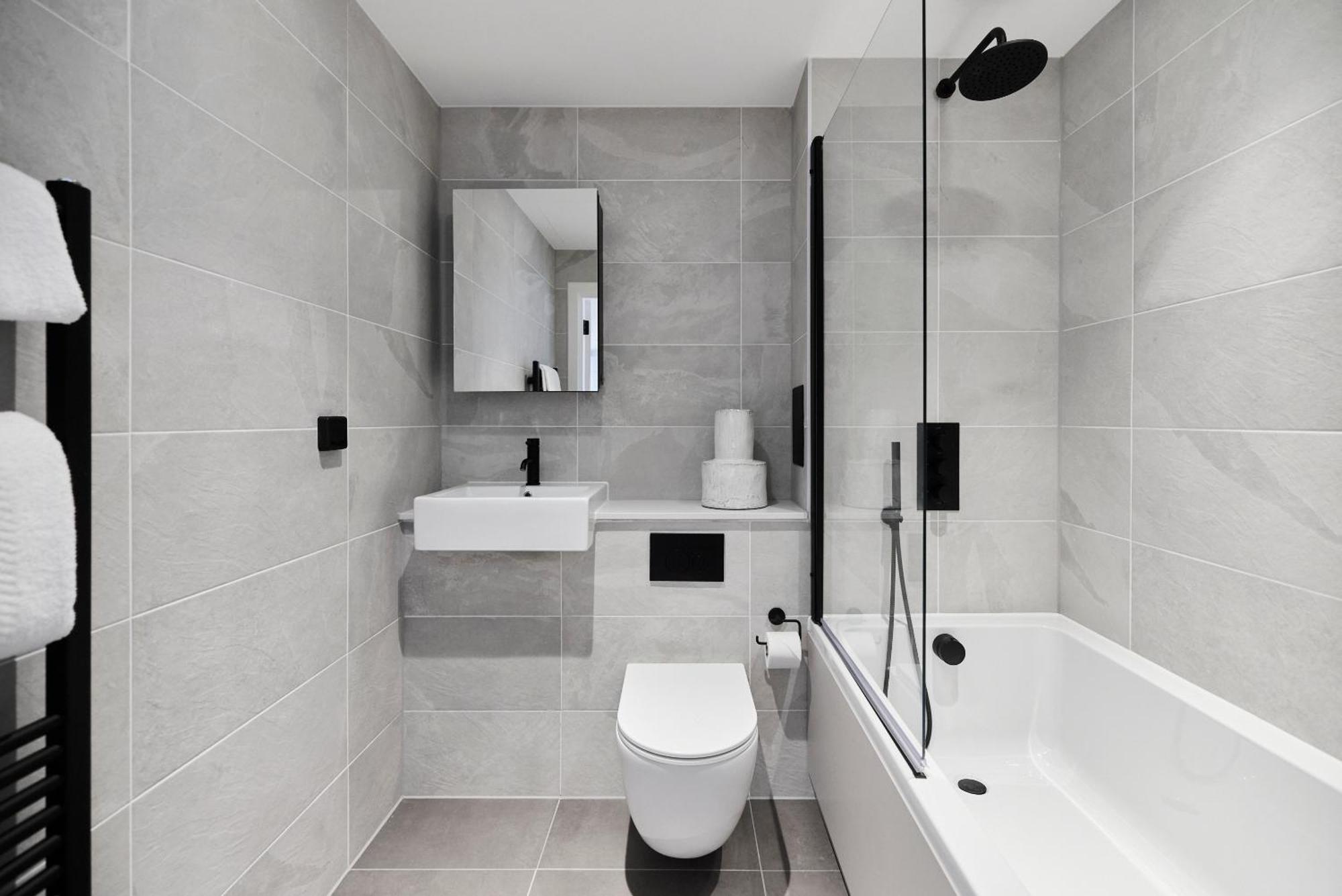 Апартаменты The Tottenham Wonder - Pleasing 2bdr Flat With Balcony Лондон