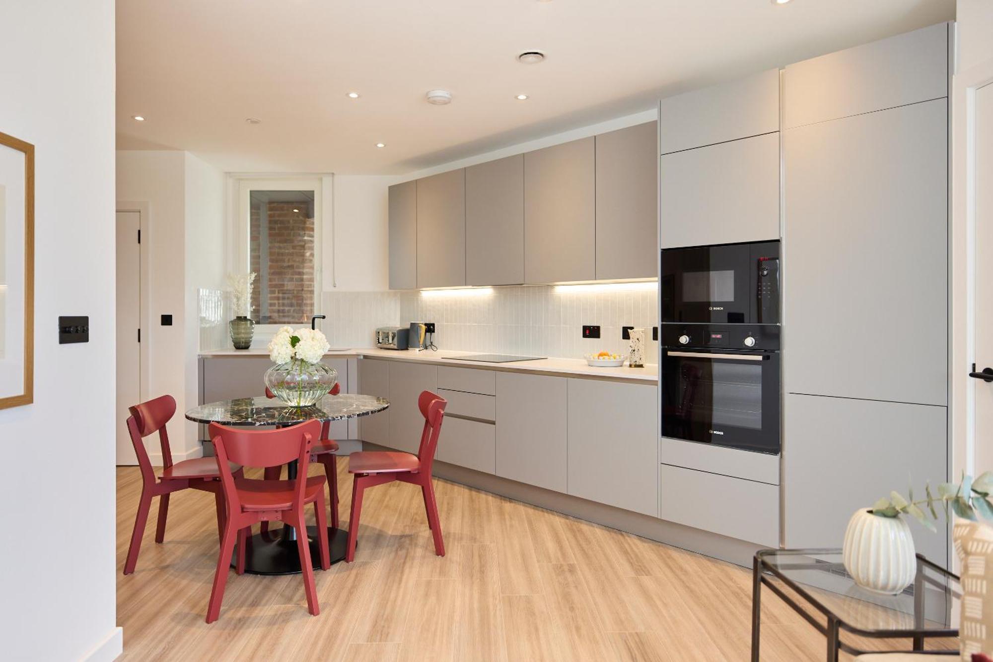 Апартаменты The Tottenham Wonder - Pleasing 2bdr Flat With Balcony Лондон