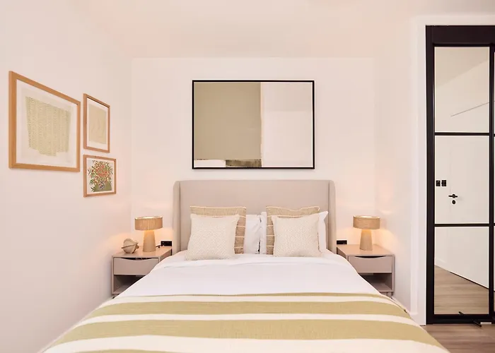The Tottenham Wonder - Pleasing 2Bdr Flat With Balcony